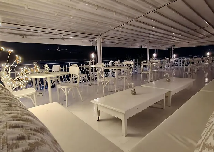 Club Capa Hotel
